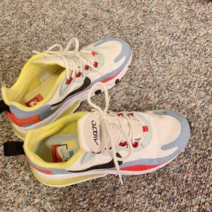 Women's Nike Air Max Running Shoes Size 7